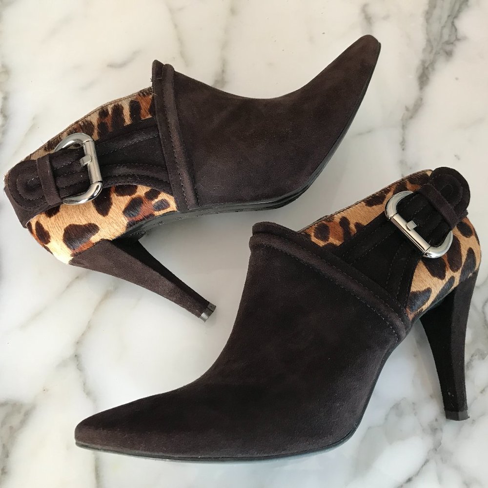 Gorgeous short leather booties